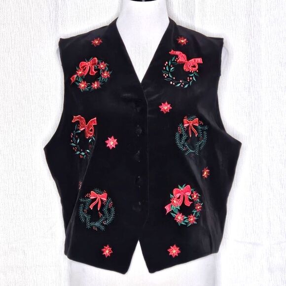 Karen Scott Vintage Black Velvet Button Front Embroidered Wreaths Christmas Vest - Picture 1 of 7